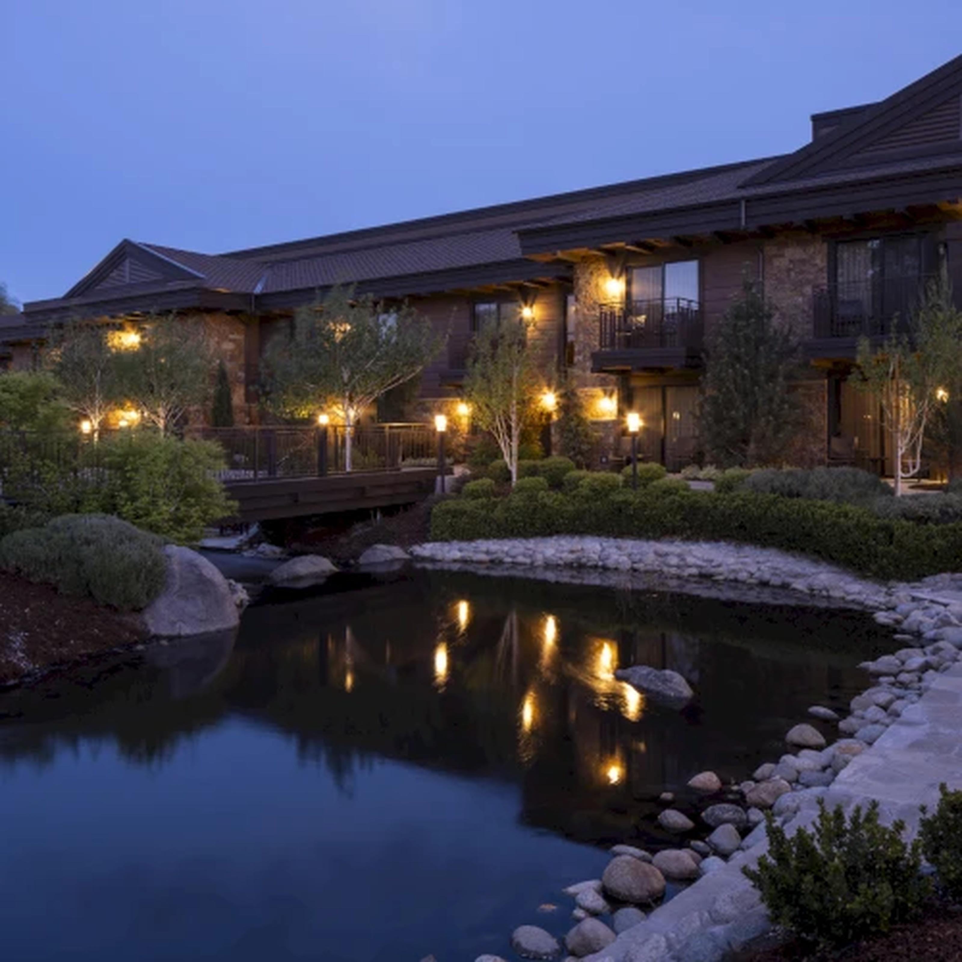 Wayfinder Bishop Hotel ภายนอก รูปภาพ